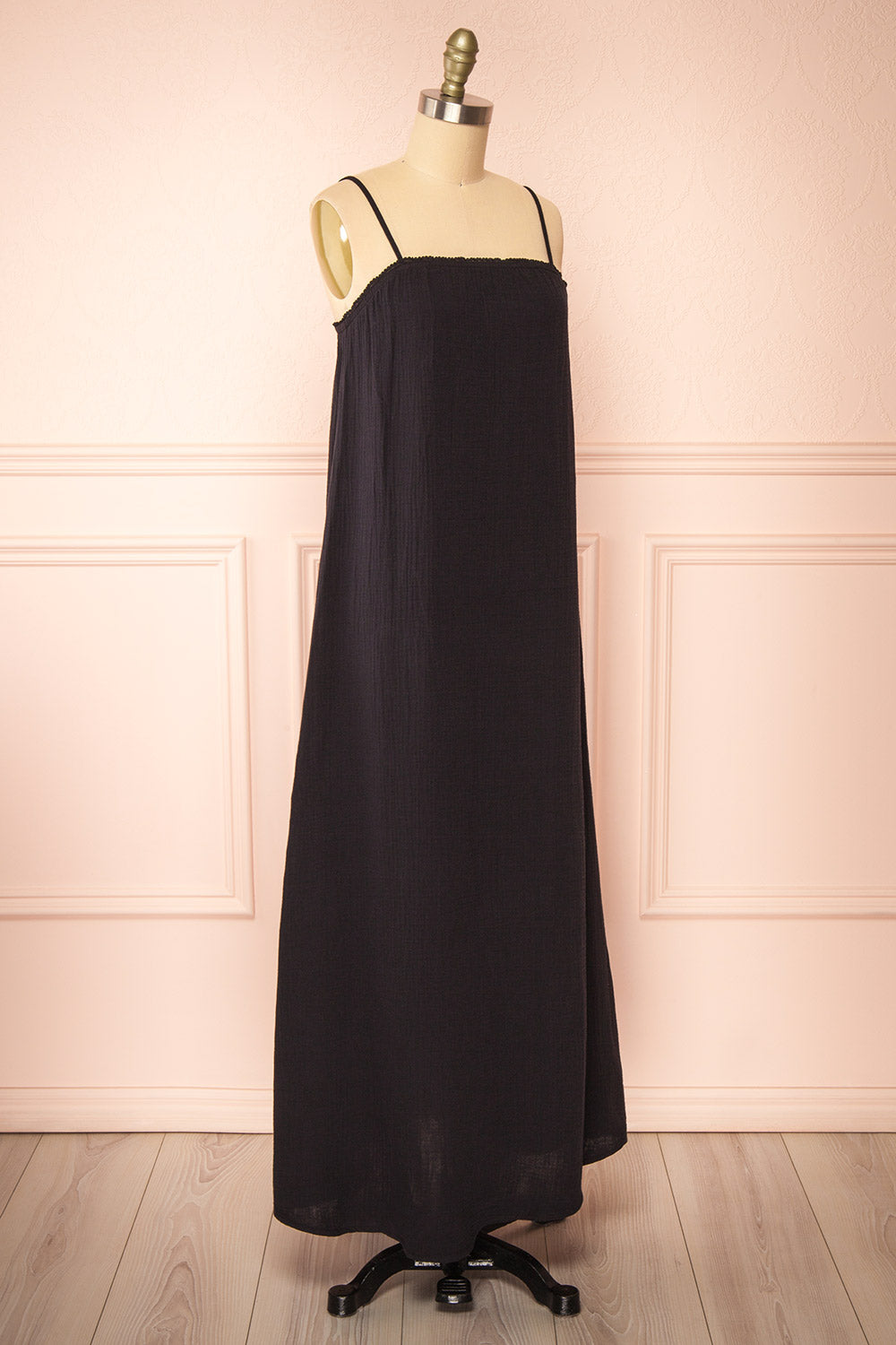 Marinet Black Long Loose-Fitted Dress | Boutique 1861 side view