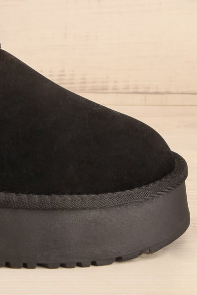 Marrgo Black Platform Ankle Boots | La petite garçonne side front close-up
