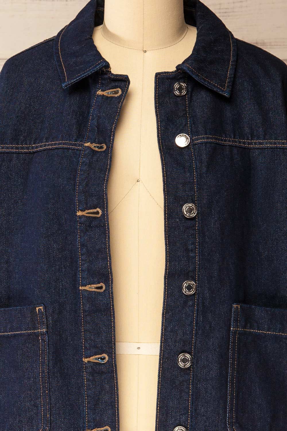 Matera Dark Wash Denim Button-Up Jacket with Pockets | La petite garçonne open 