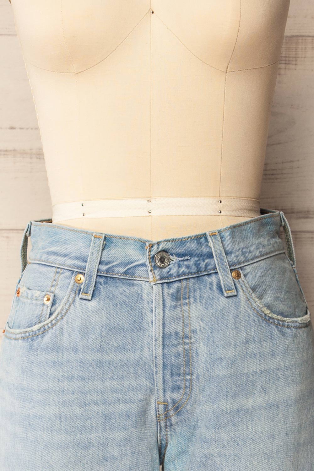 Matheran Light Blue Ankle Length Denim Pants | La petite garçonne front