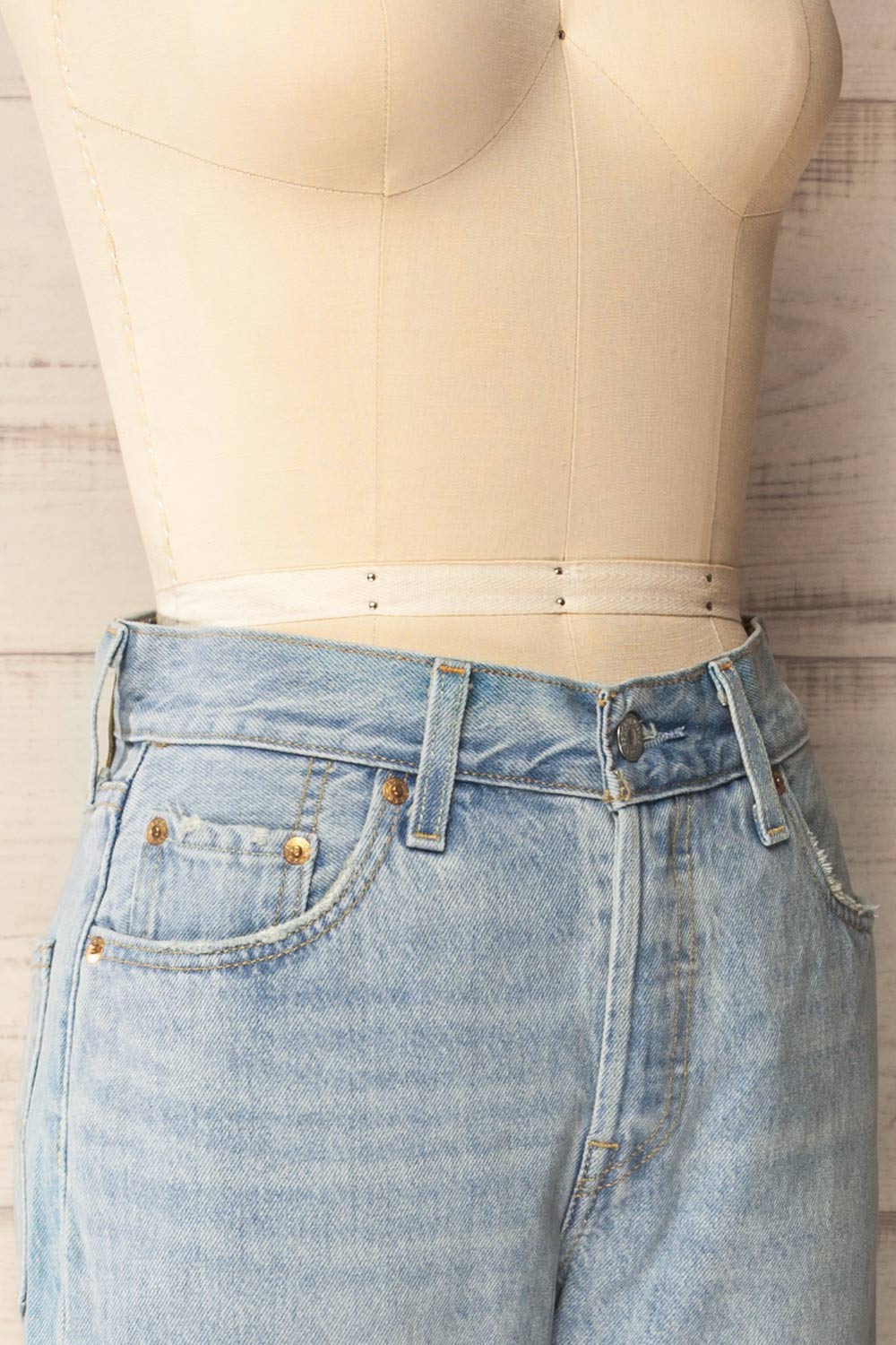 Matheran Light Blue Ankle Length Denim Pants | La petite garçonne side