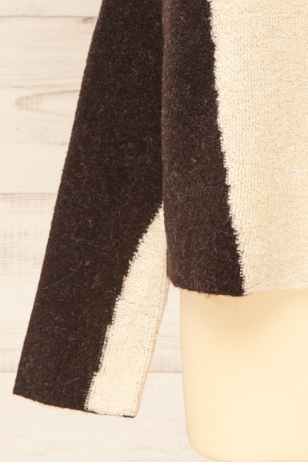 Merta Two-Toned Sherpa Sweater | La petite garçonne sleeve