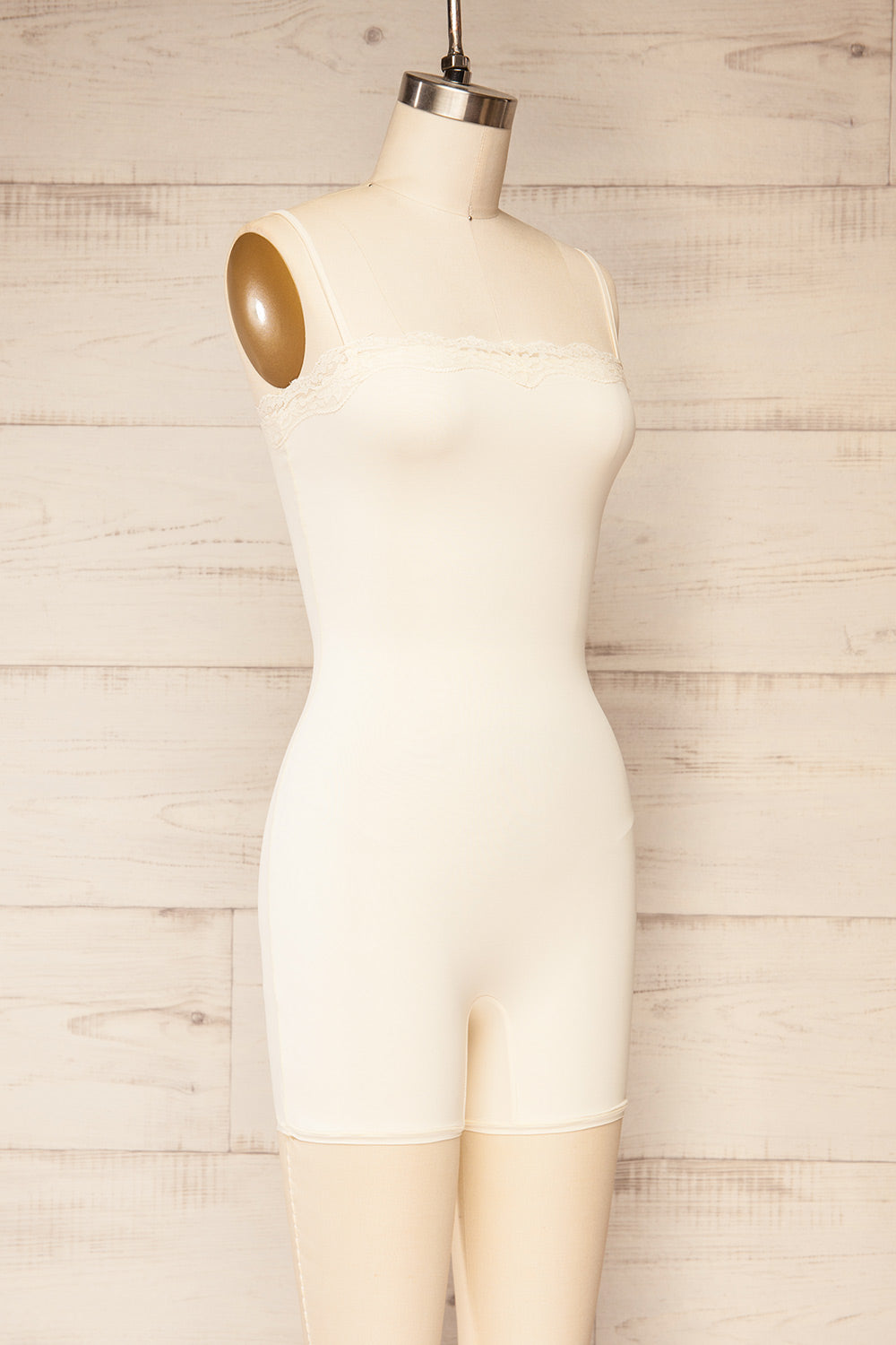 Metzi Stretchy Ivory Lounging Romper | La petite garçonne side view