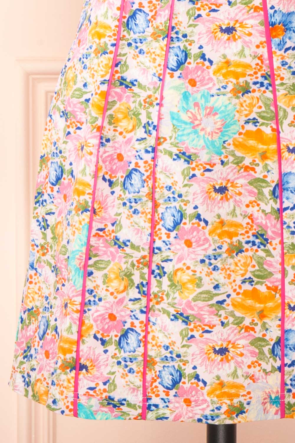 Migina Short Fitted Dress w/ Floral Pattern | Boutique 1861 bottom