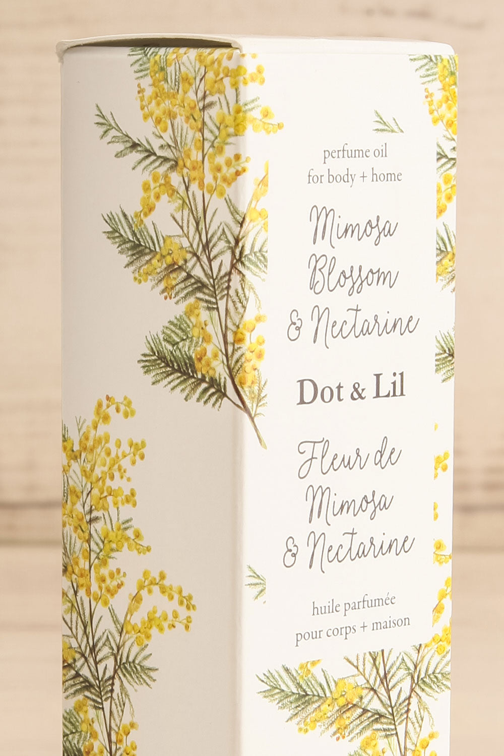 Mimosa & Nectarine Perfume Oil | Maison garçonne box close-up