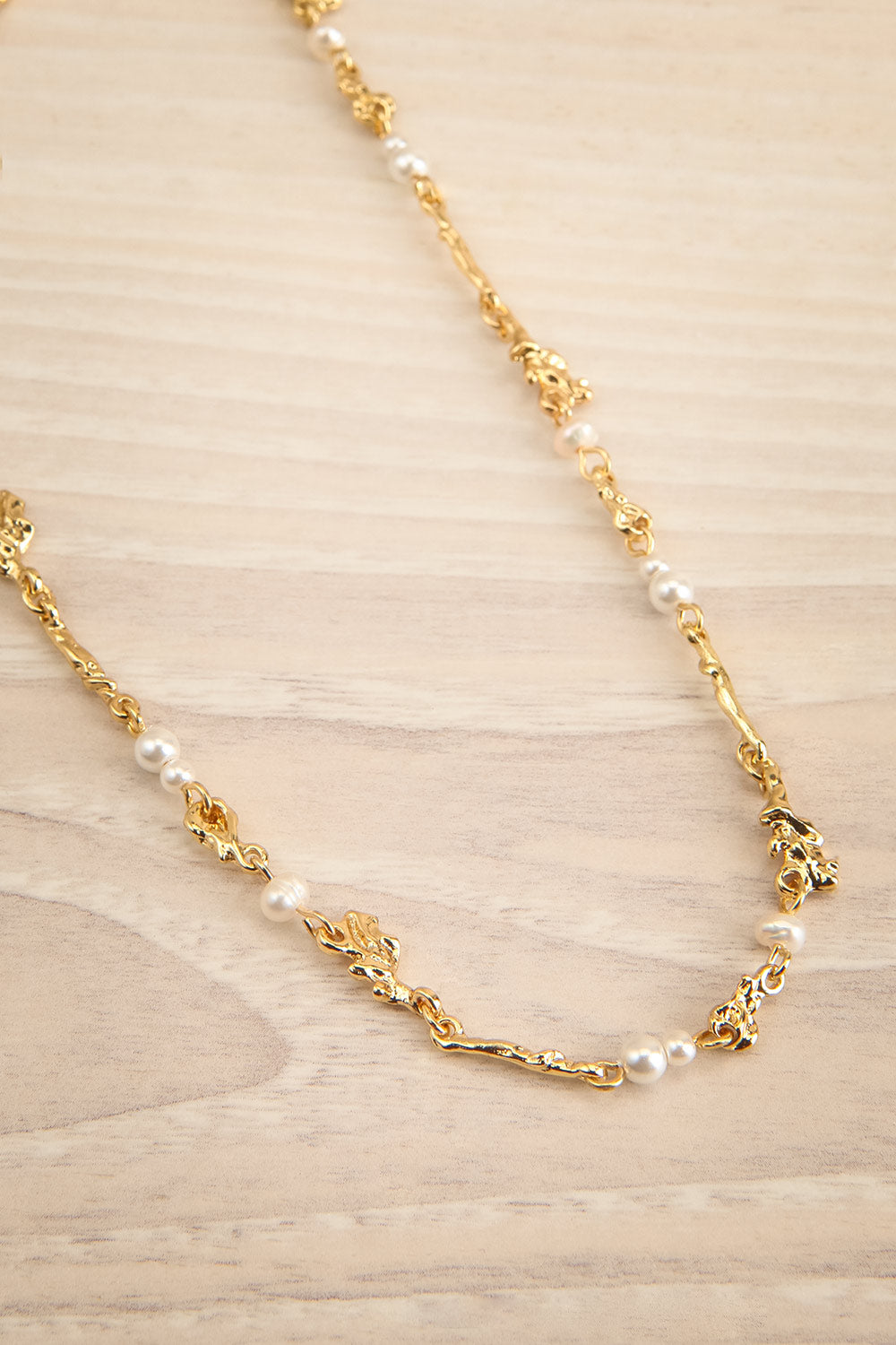 Modica Gold Textured Chain Necklaces w/ Pearls | La petite garçonne flat view