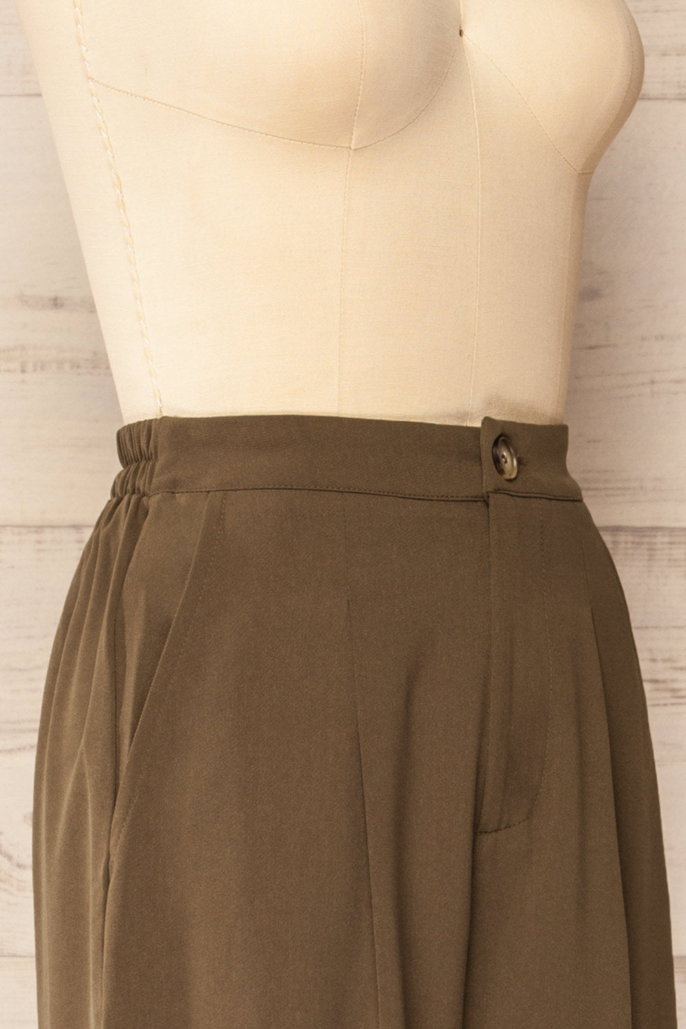 Montreux High-Waisted Khaki Pants | La petite garçonne side