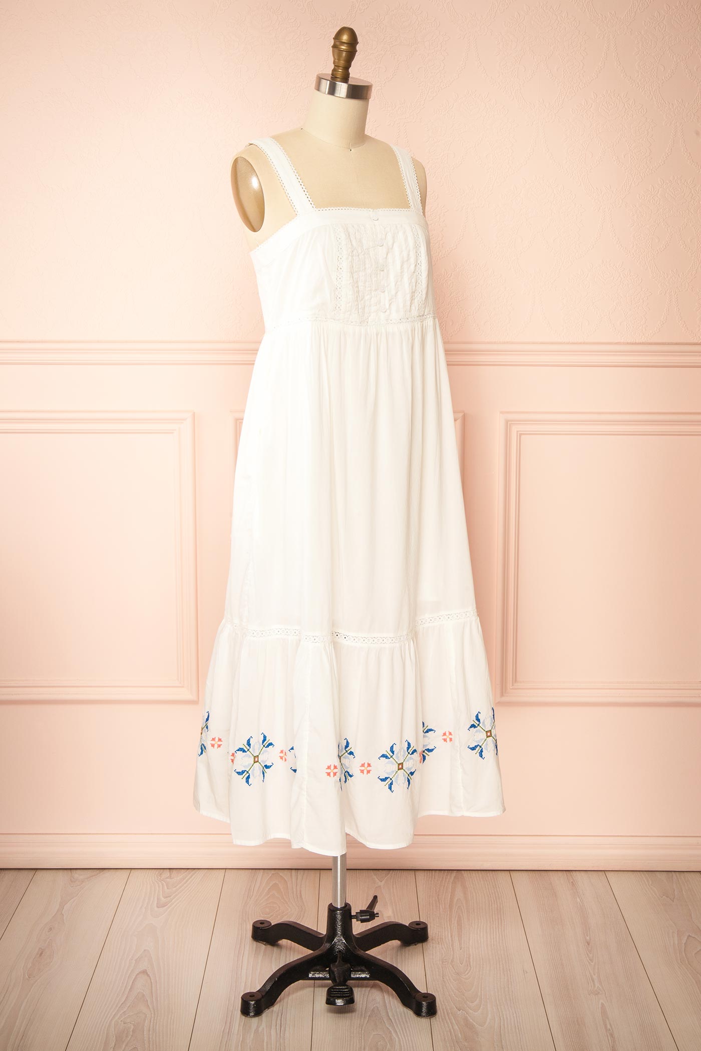 Sideview Morbi White Midi Empire Waist Dress with Pockets at boutique 1861