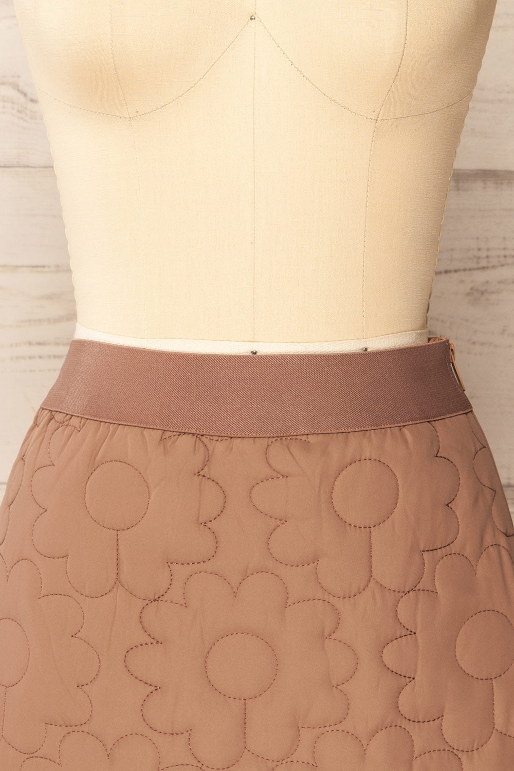 Morlaix Floral Quilted Taupe Skirt | La petite garçonne front 