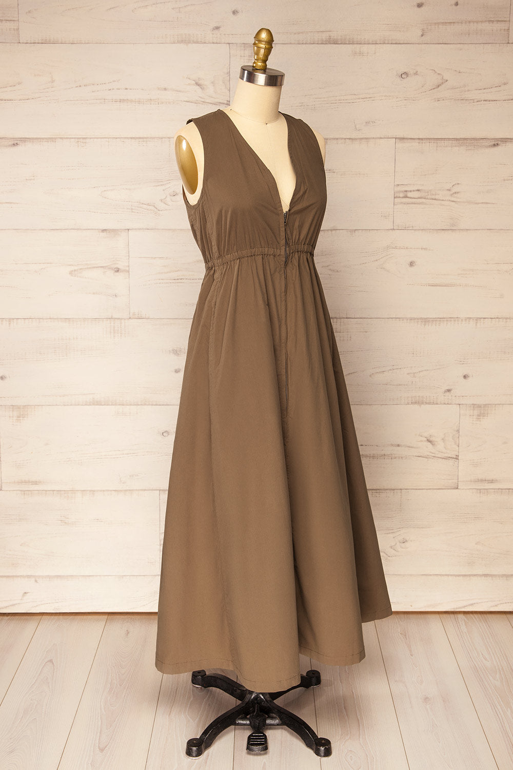 Murwara Poplin Brown Midi Dress with Zip Detail and Pockets | La petite garçonne side view