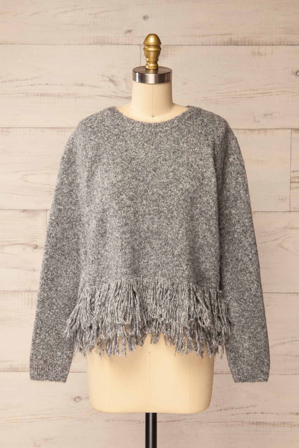 Nachvak Grey | Fringe Hem Crew Neck Knit Sweater
