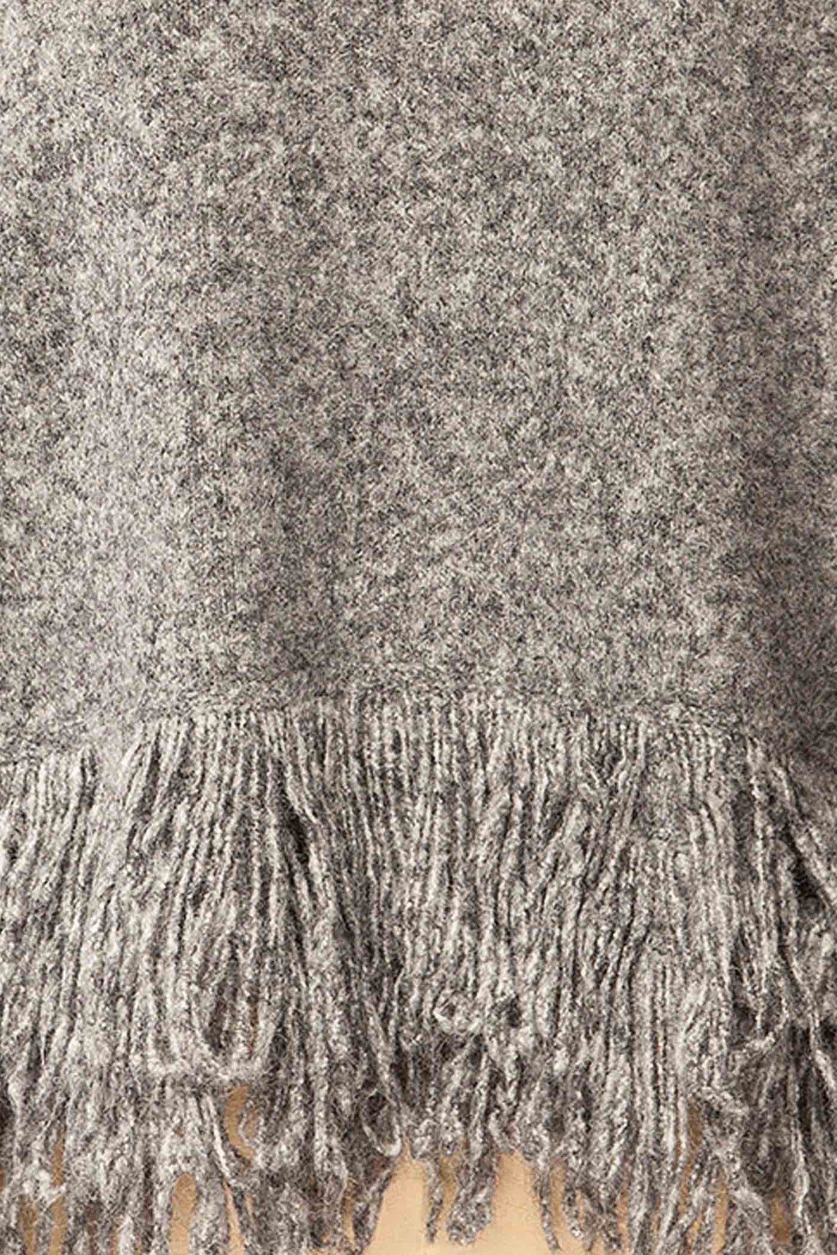 Nachvak Gris | Chandail en Tricot à Col Rond et Franges