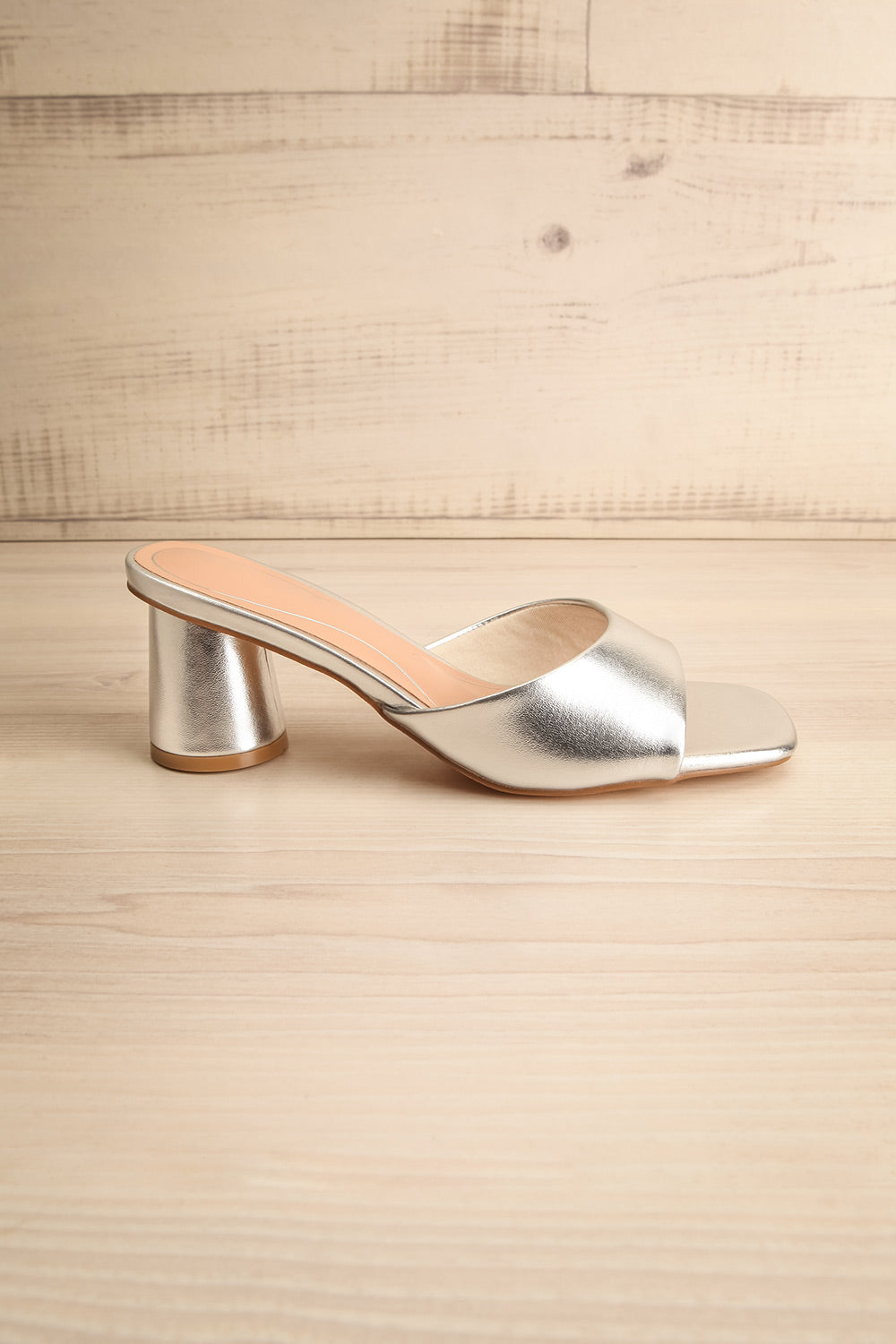 Naifaru Silver High Heel Sandals | La petite garçonne side view