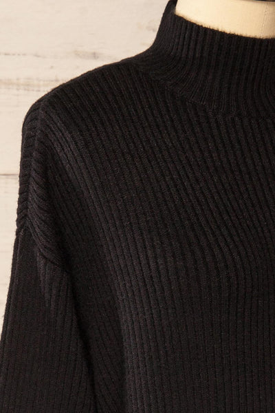 Nalchik Black Long Ribbed Sweater w/ Slit | La petite garçonne side close-up
