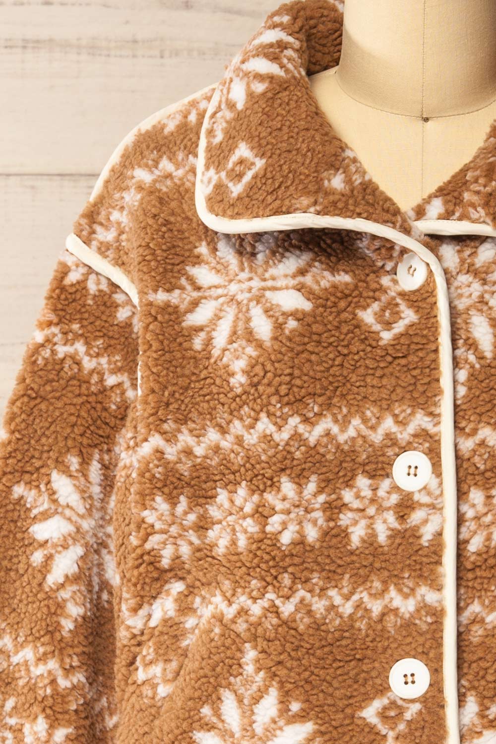 Nashik Brown Sherpa Jacket with Winter Motifs | La petite garçonne front