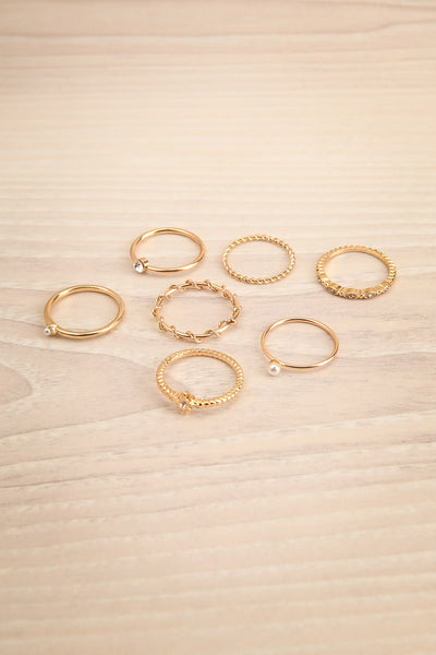 Nassau Set of 7 Assorted Golden Rings | La petite garçonne