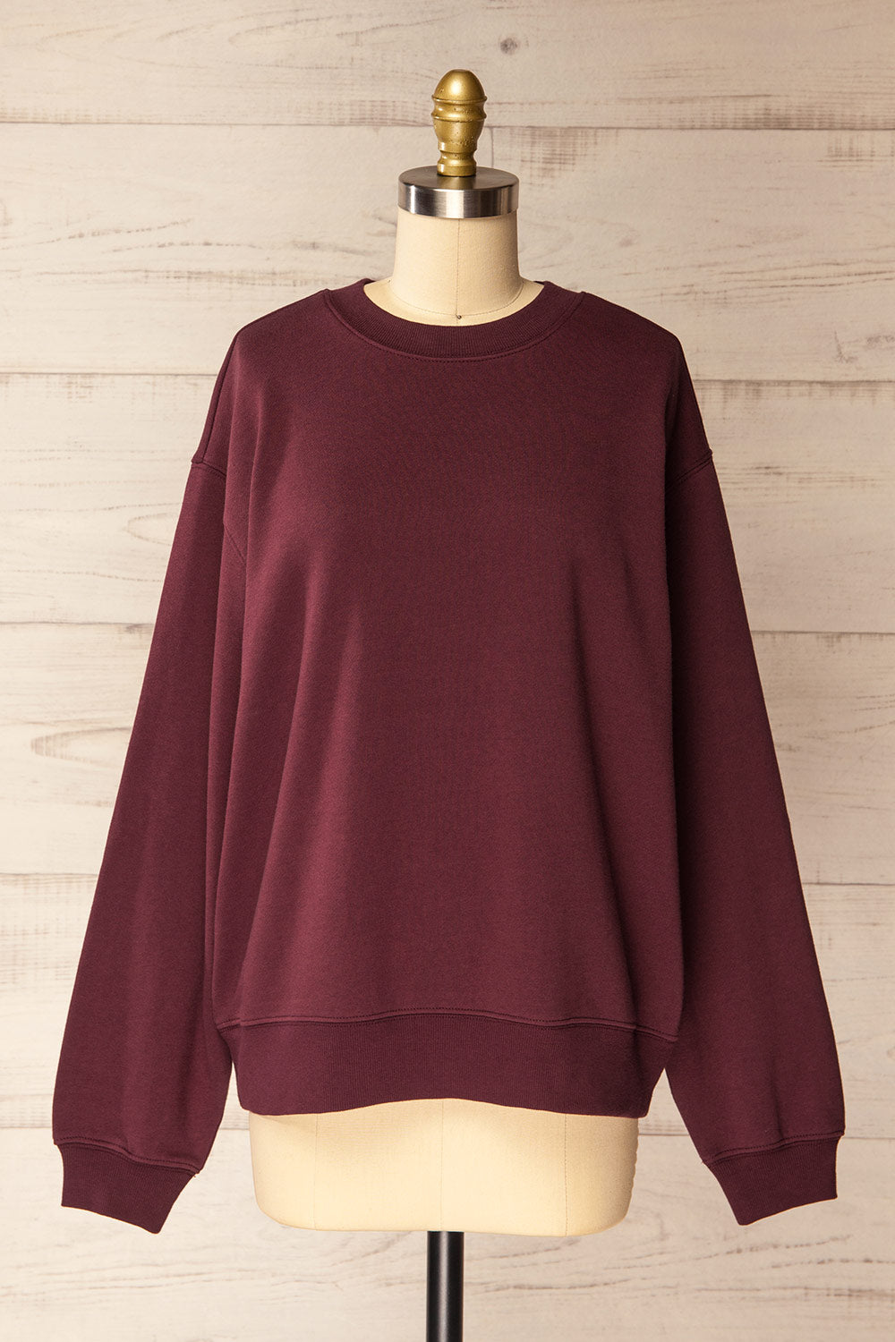 Nesna Oversized Burgundy Sweatshirt | La petite garçonne front view