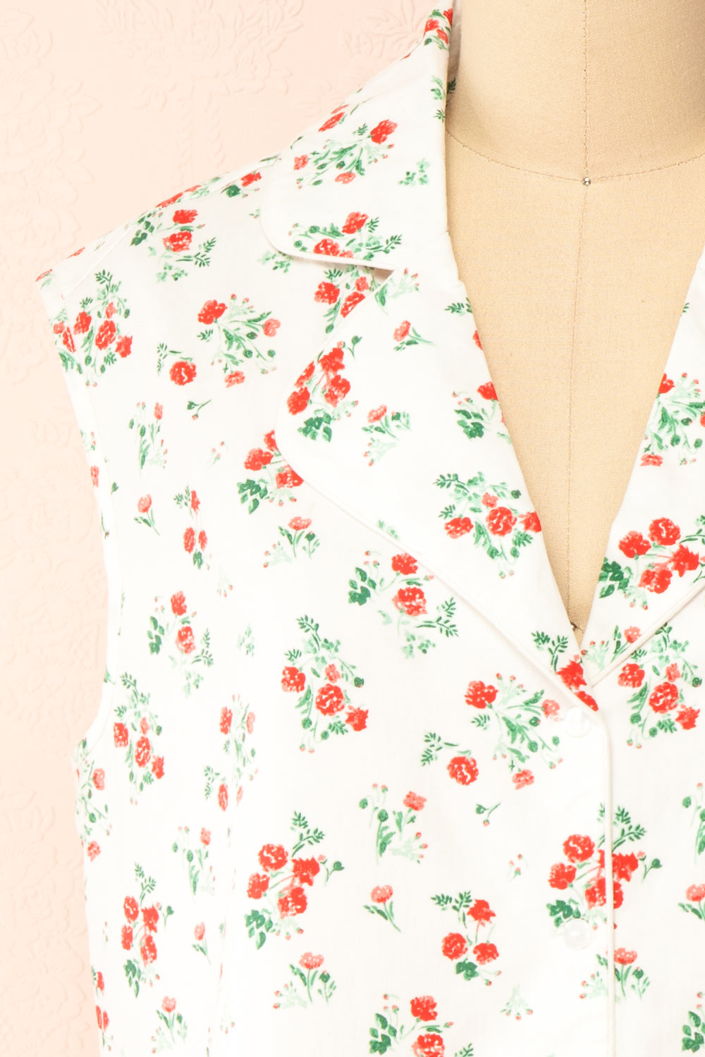 Nettie Floral Sleeveless Blouse | Boutique 1861 front view