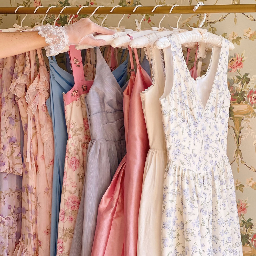 Vintage inspired dresses Boutique 1861 & La petite garonne Montreal Vintage inspired dresses Boutique 1861 & La petite garonne Montreal