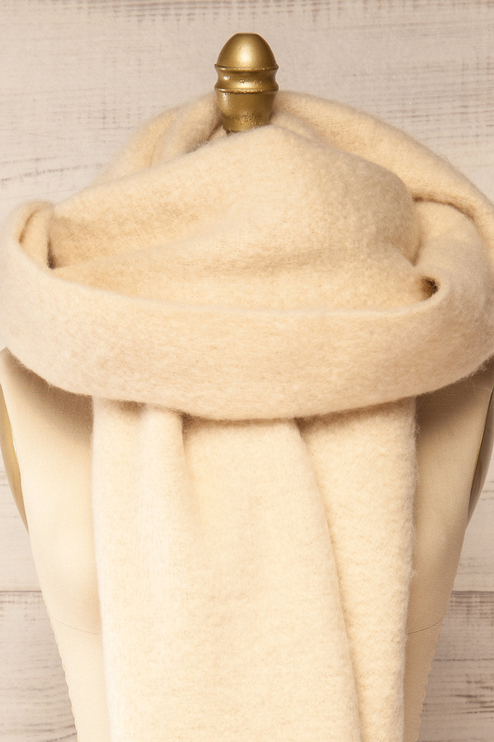 Newnham Ivory Oversized Soft Knit Scarf | La petite garçonne middle close-up