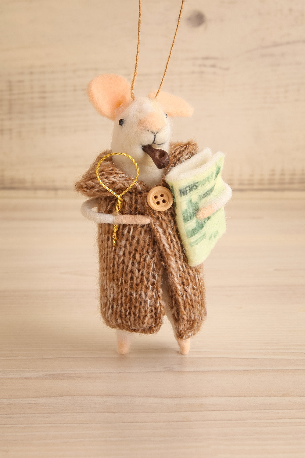 Outdoor Holiday Mouse Ornament - 3 Options | Maison garçonne newspaper-nelson