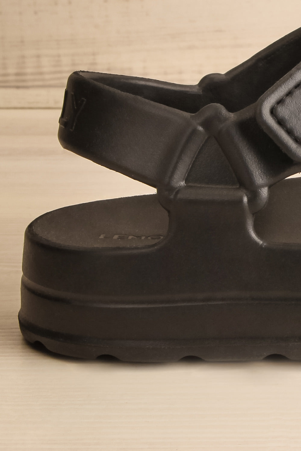 Nollah Black Sandals w/ Velcro Closure | La petite garçonne side back close-up