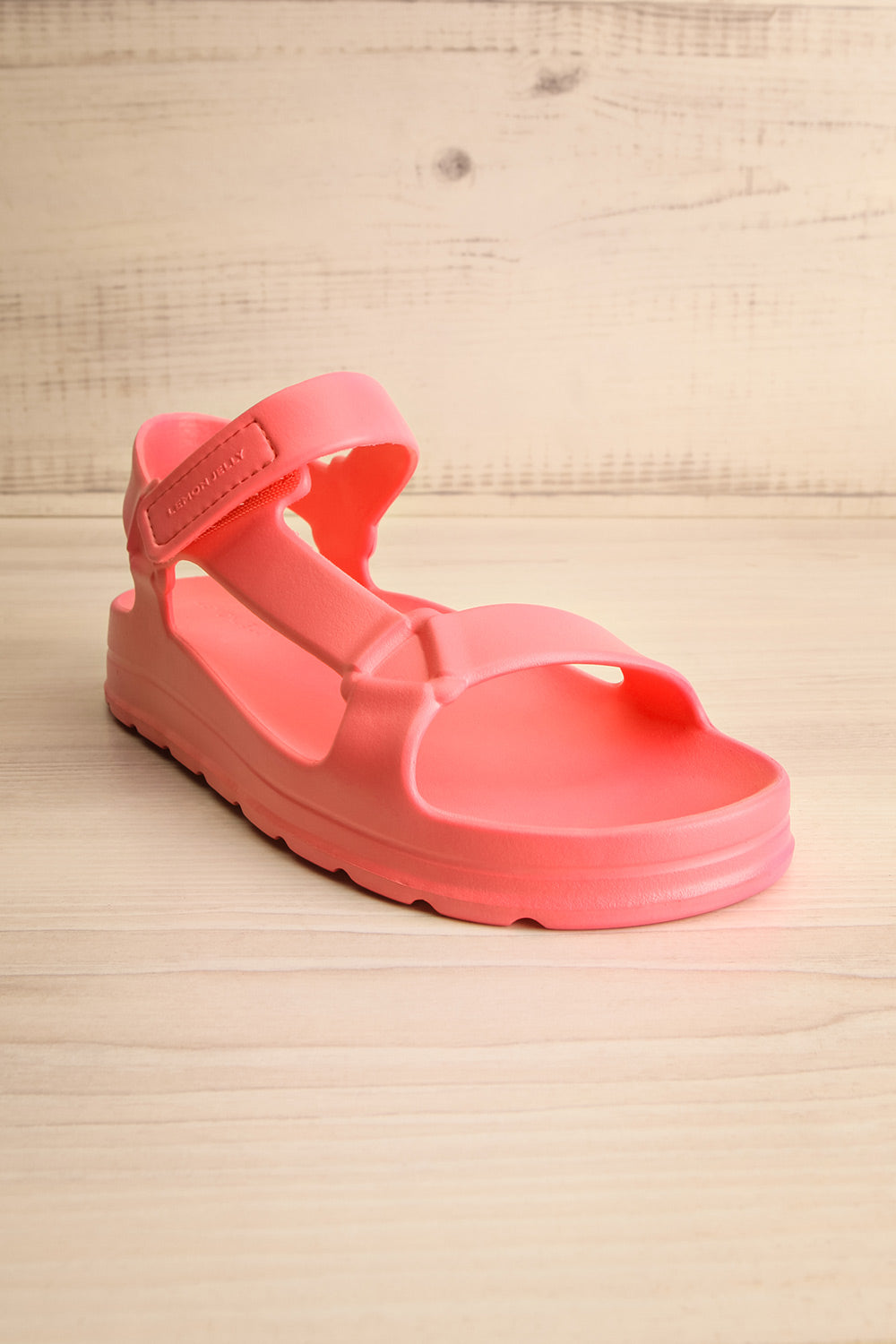 Nollah Pink Sandals w/ Velcro Closure | La petite garçonne front view