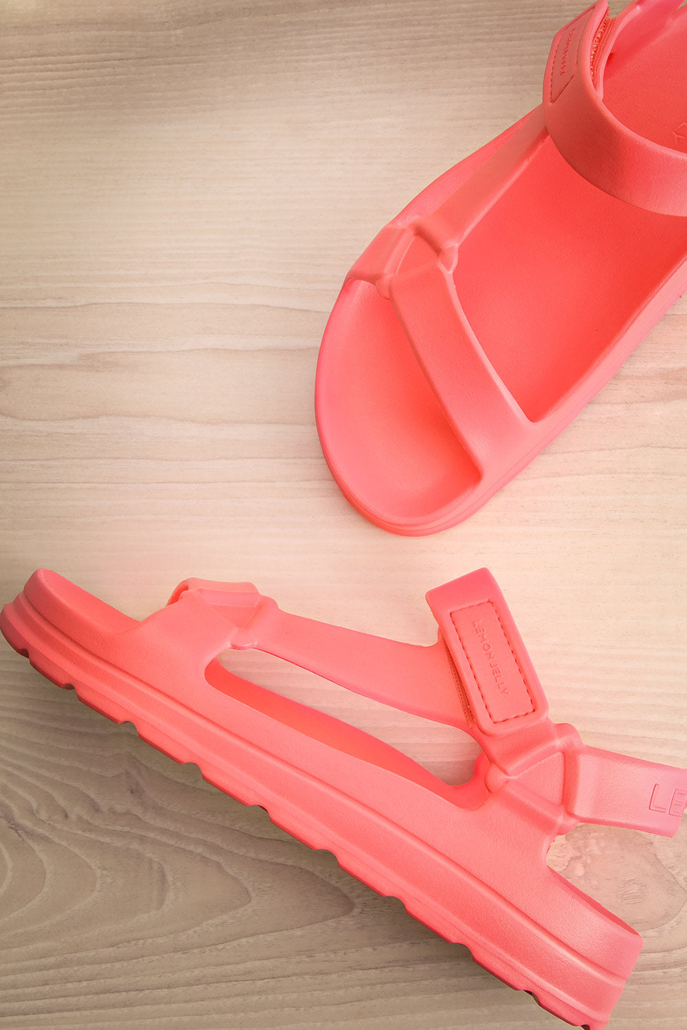 Nollah Pink Sandals w/ Velcro Closure | La petite garçonne flat view