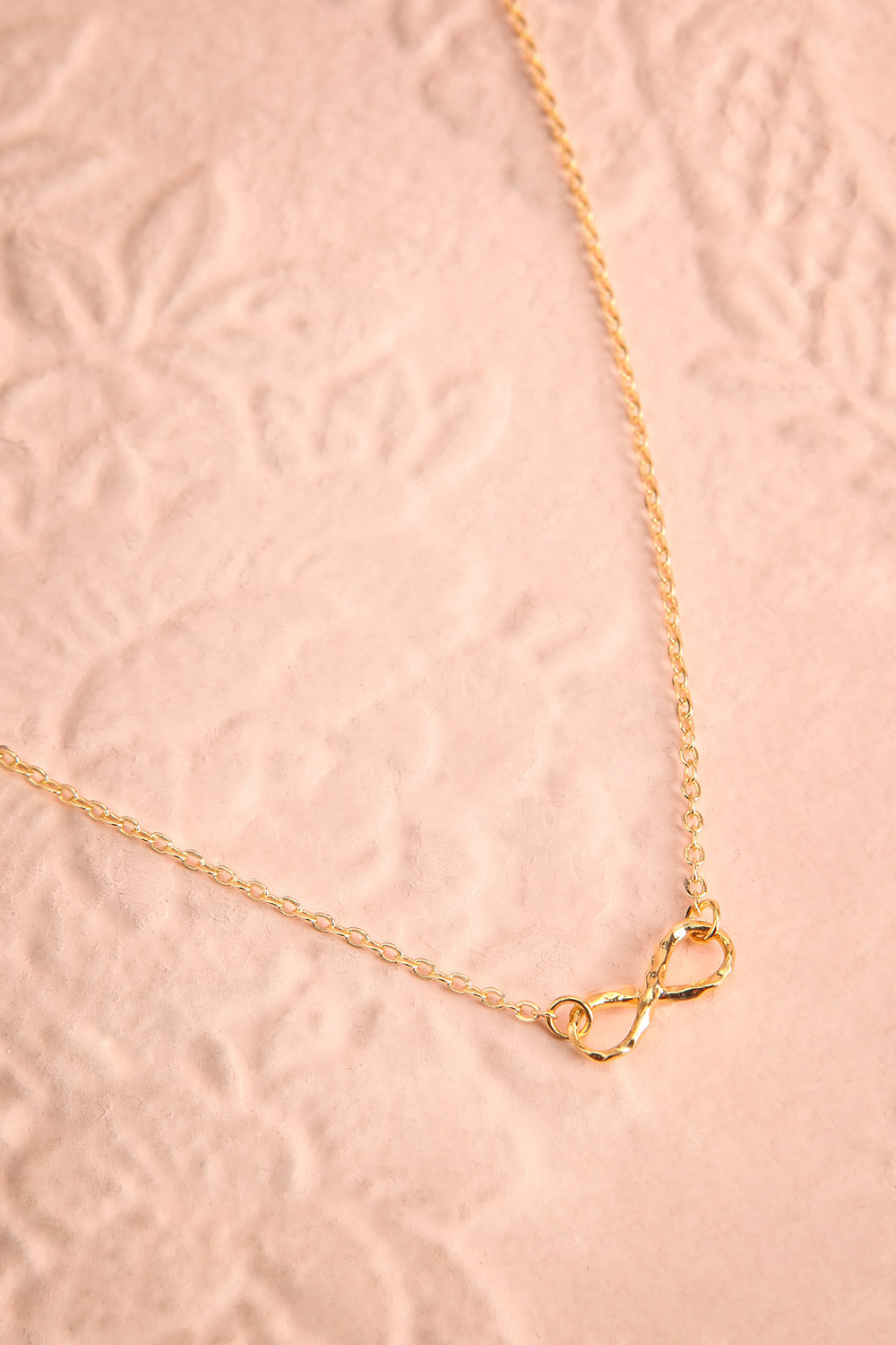 Omega Infinity Pendent Gold Necklace | Boutique 1861 flat view