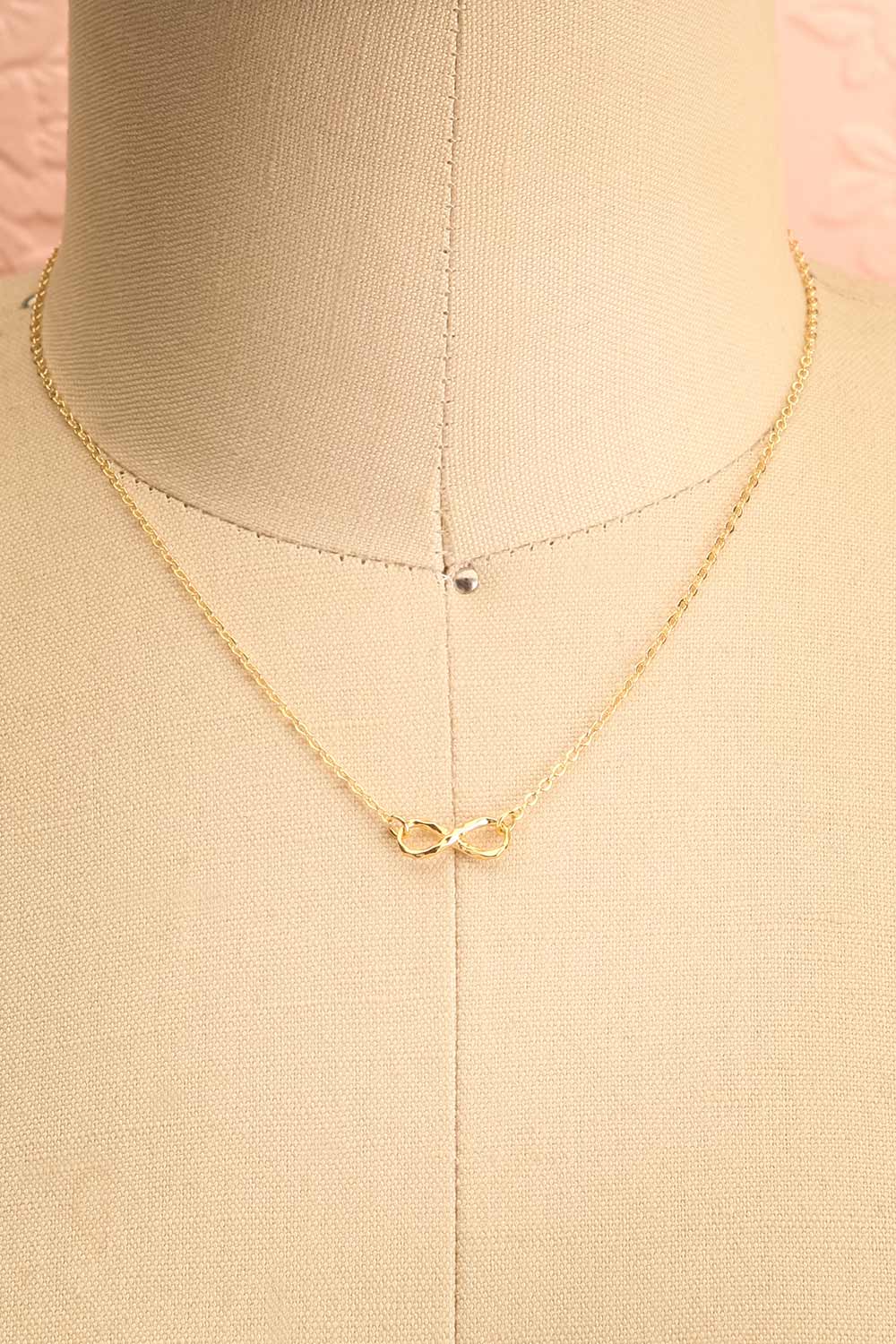 Omega Infinity Pendent Gold Necklace | Boutique 1861