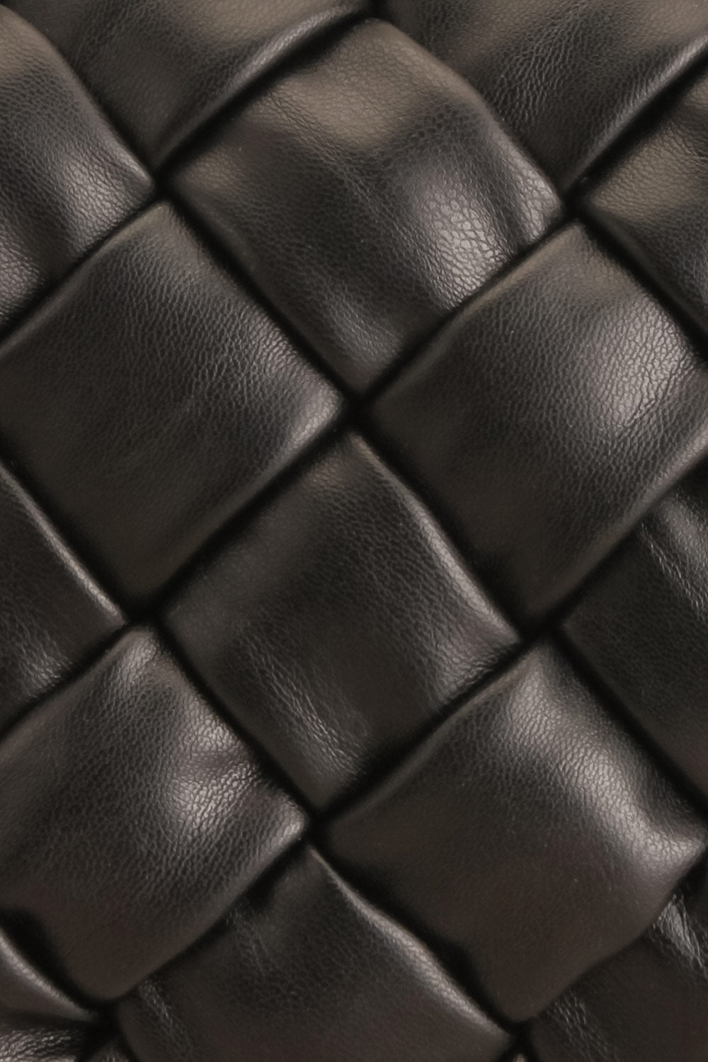 Orense Black Braided Crossbody Bag | La petite garçonne texture