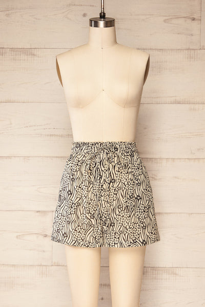Ormann Floral High-Waisted Shorts w/ Side Pockets | La petite garçonne front view