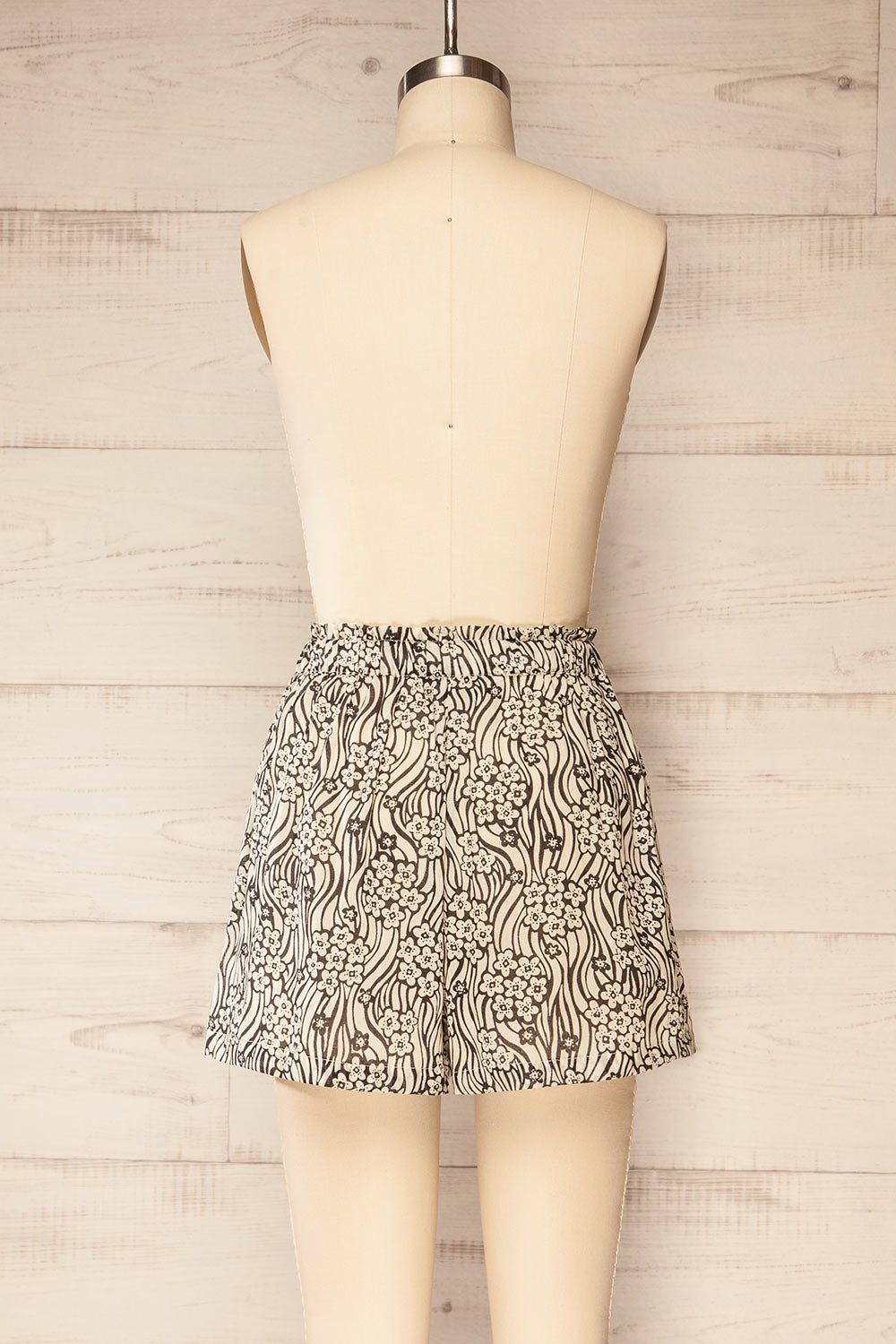 Ormann Floral High-Waisted Shorts