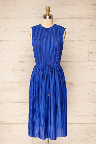 Padstow Blue Sleeveless Pleated Midi Dress | La petite garçonne front view