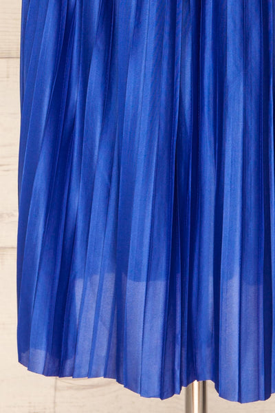 Padstow Blue Sleeveless Pleated Midi Dress | La petite garçonne bottom