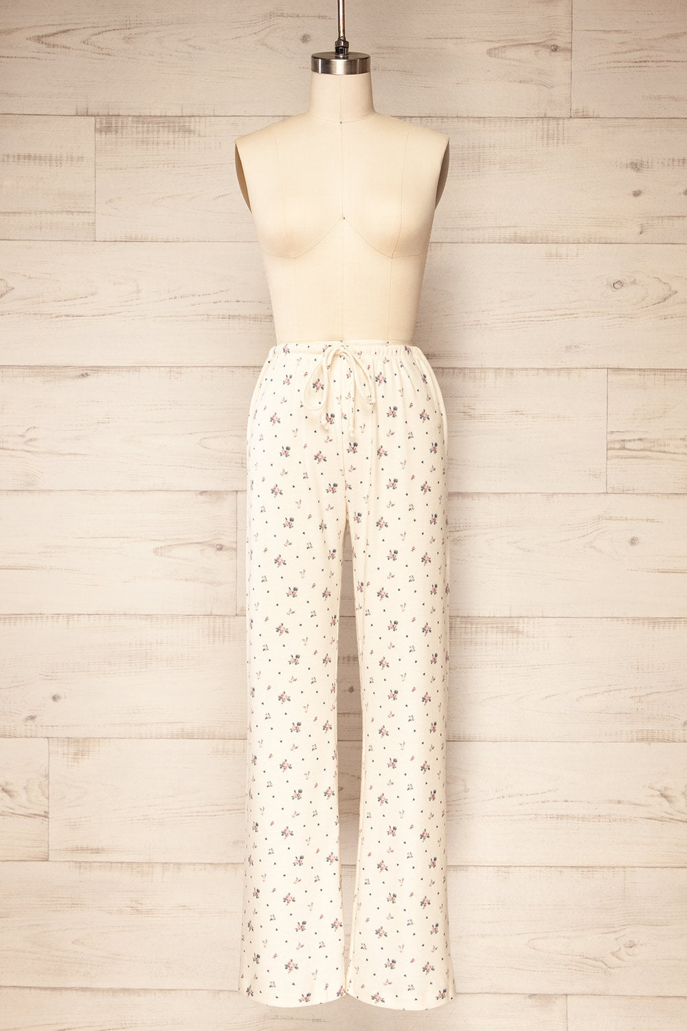 Pantona Ivory Floral Lounge Pants | La petite garçonne front view