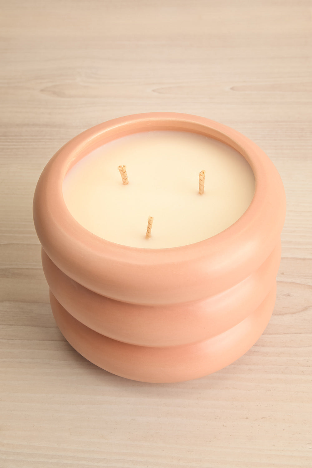 Peaches & Cream Pink Squiggle Candle | Maison garçonne  top