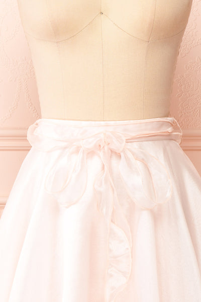 Pearla Short Pink Skirt w/ Flounce Belt | Boutique 1861 front close-up