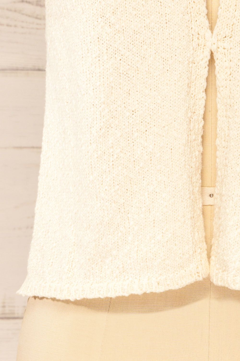 Persie Beige Sleeveless Knit Top | La petite garçonne bottom