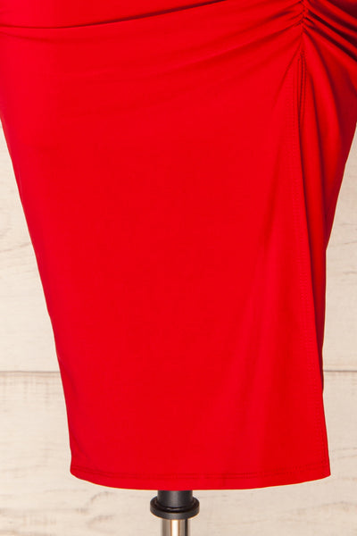 Pessac Red Fitted Midi Dress w/ Long Sleeves | La petite garçonne bottom