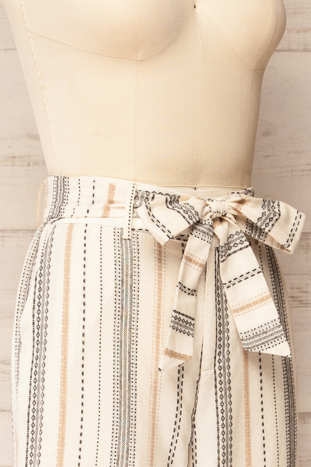 Pistoia Striped Cropped Pants with Fabric Belt | La petite garçonne side
