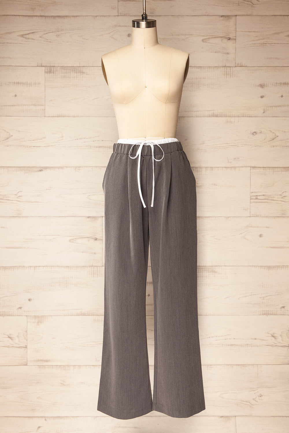 Positano Grey Pants with Double Waistband | La petite garçonne front view