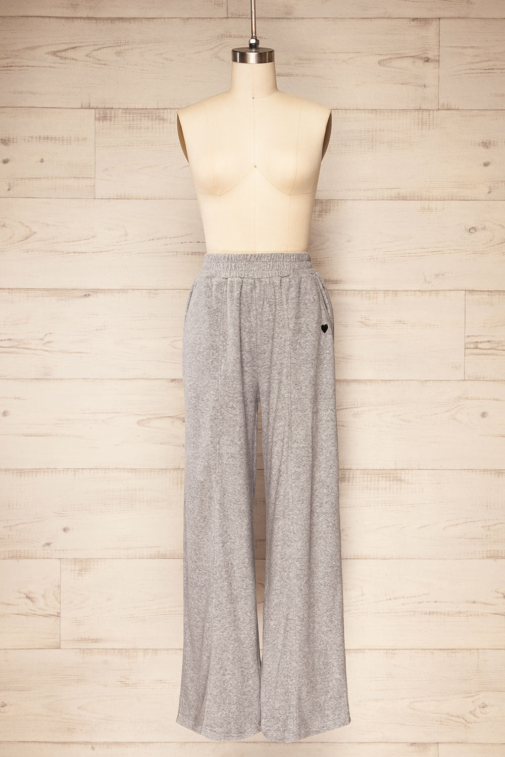 Pozatik Grey Jogger Pants w/ Elastic Waist | La petite garçonne front view