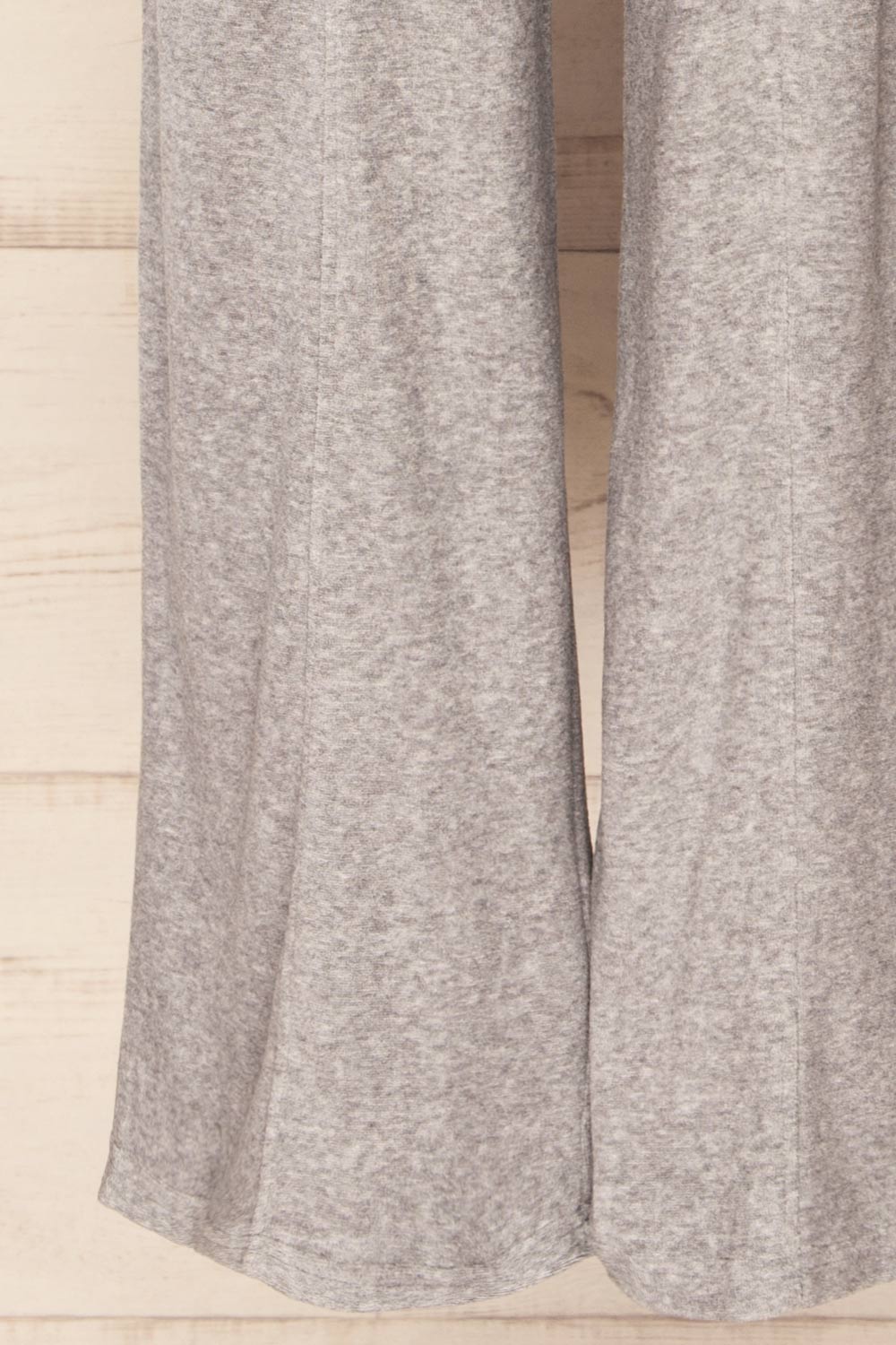 Pozatik Grey Jogger Pants w/ Elastic Waist | La petite garçonne bottom