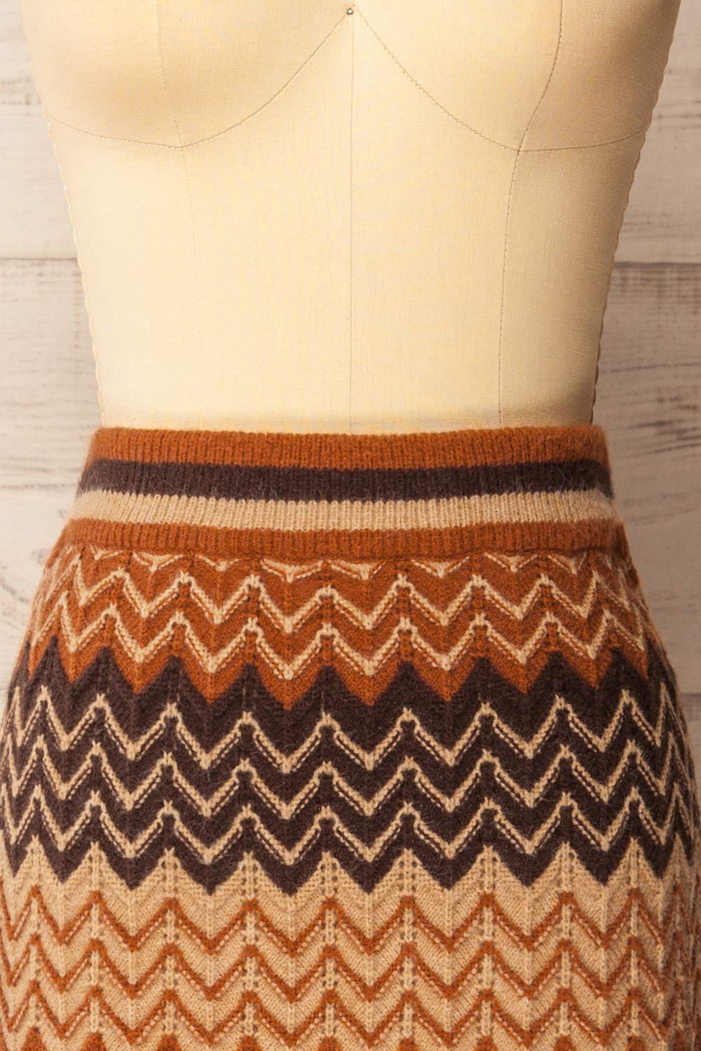 Prehevil Long Knitted Herringbone Skirt | La petite garçonne front