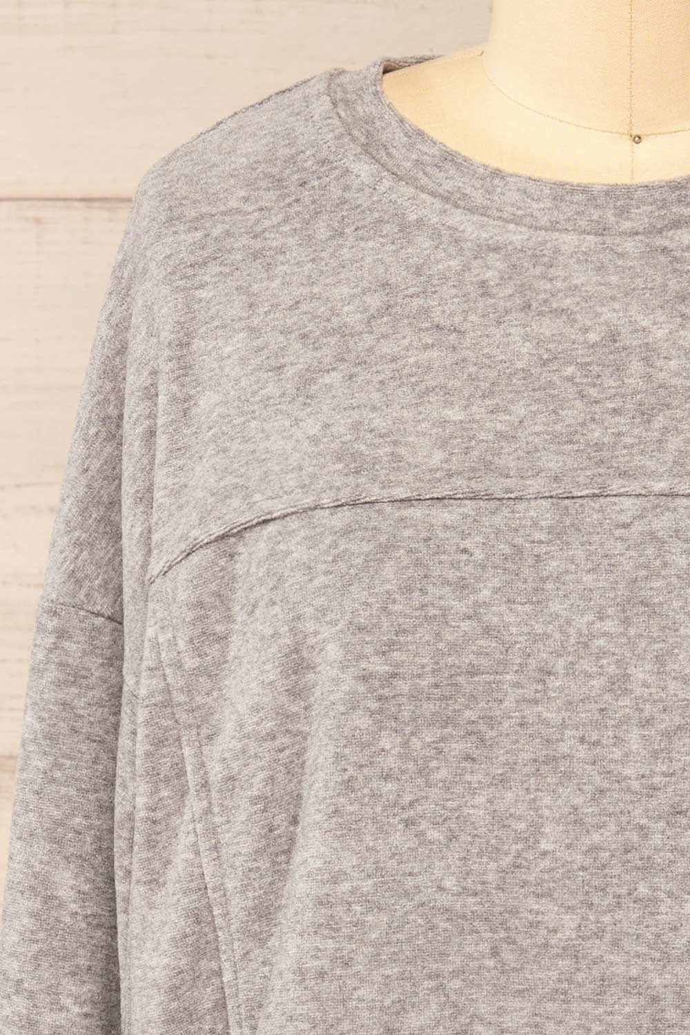 Qarth Grey Oversized Round Neck Sweater | La petite garçonne front