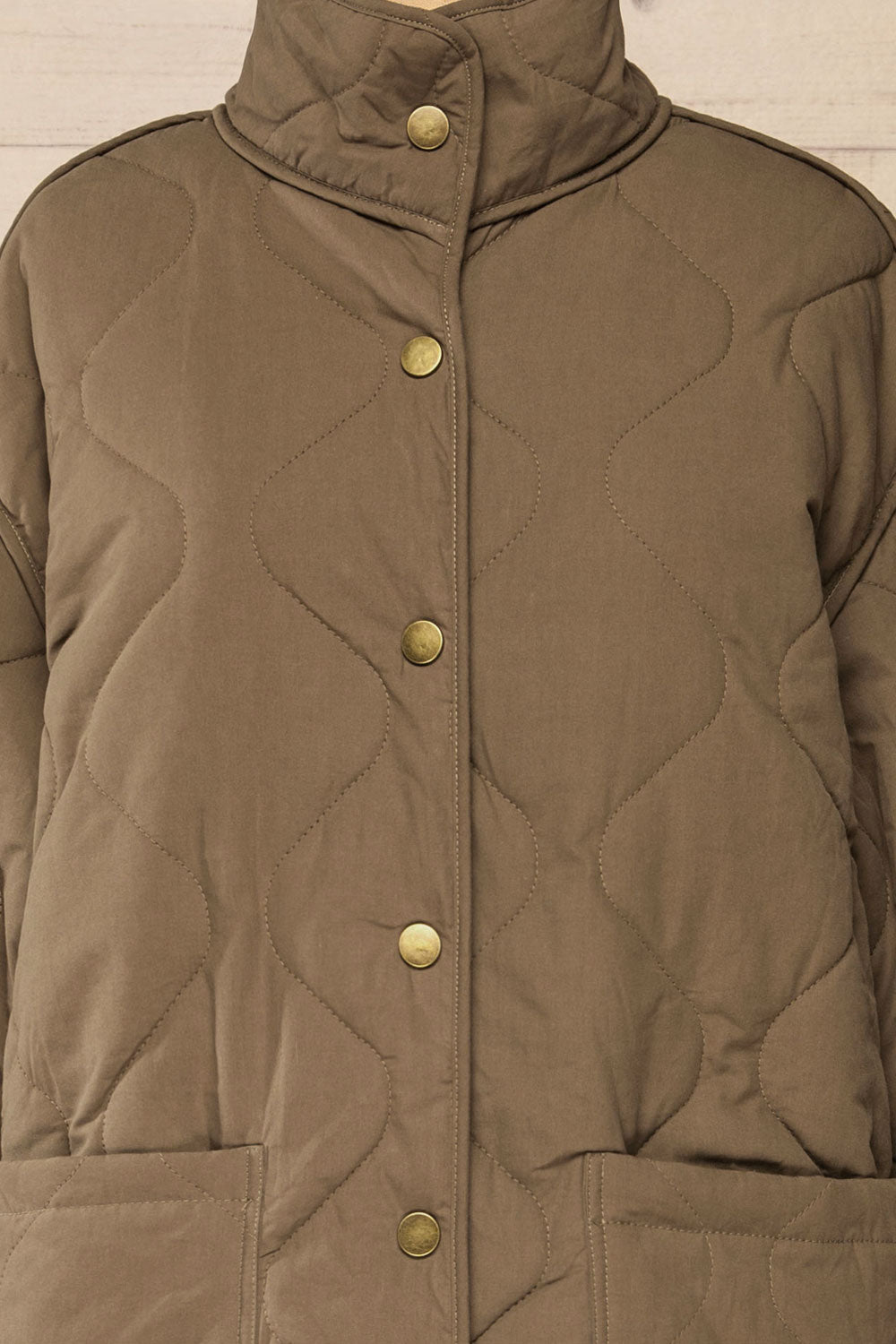 Quelimane Long Quilted Khaki Coat | La petite garçonne front