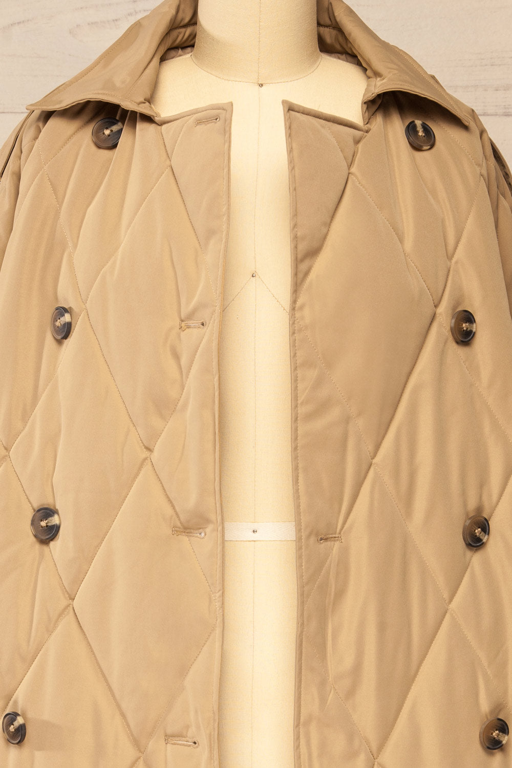 Racono Beige Quilted Trench Coat | La petite garçonne open