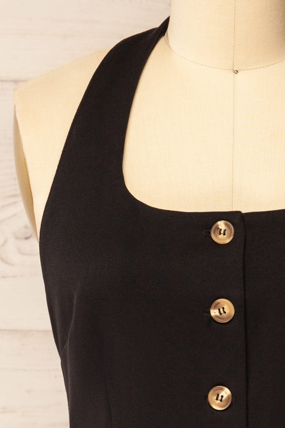 Raichur Black Structured Halter Top | La petite garçonne front 