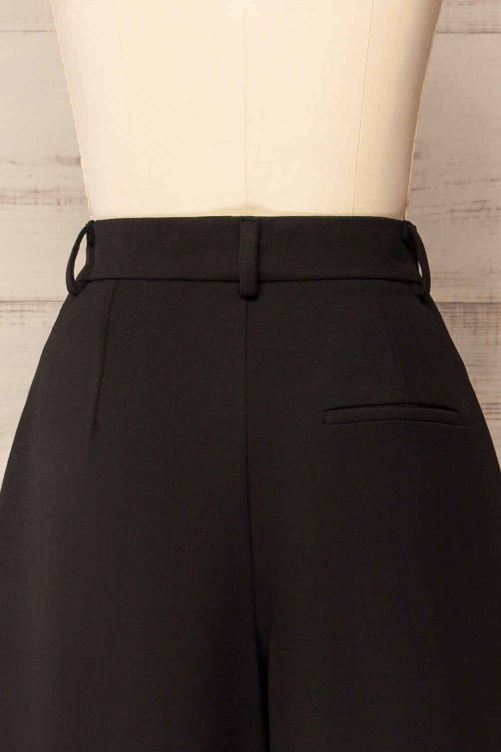 Raipur Black Barrel Legs Tailored Pants | La petite garçonne back